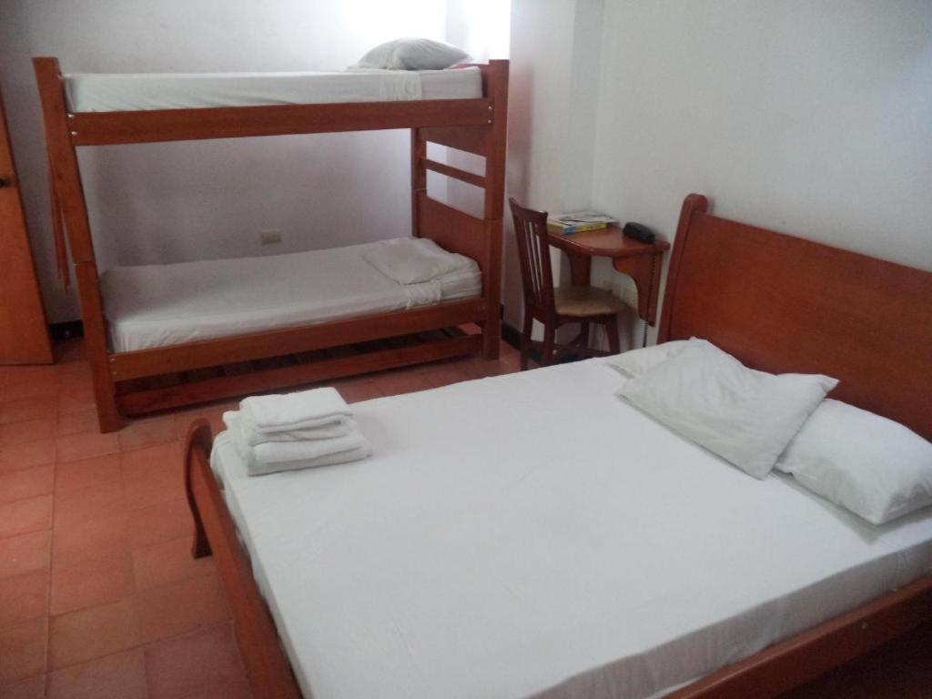 Hotel Bahia Plaza 산타마르타 외부 사진